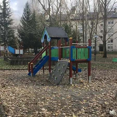 Apartamento Aticoroel شقة جاكا