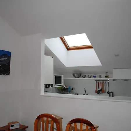 Apartamento Aticoroel شقة